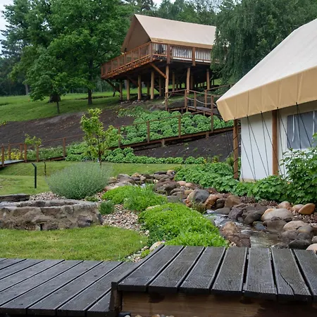 Luxusní stan Forrest Glamping Banská Štiavnica