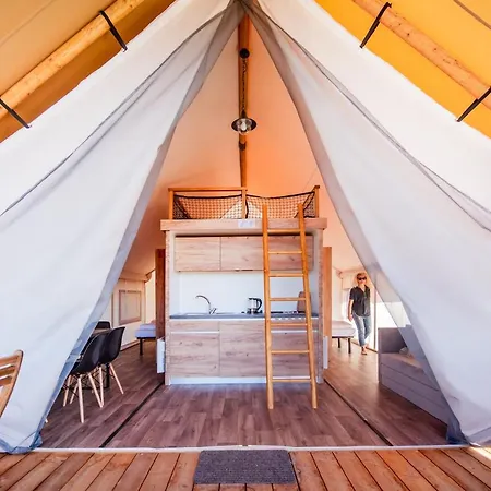Forrest Glamping Campo de lujo Banská Štiavnica